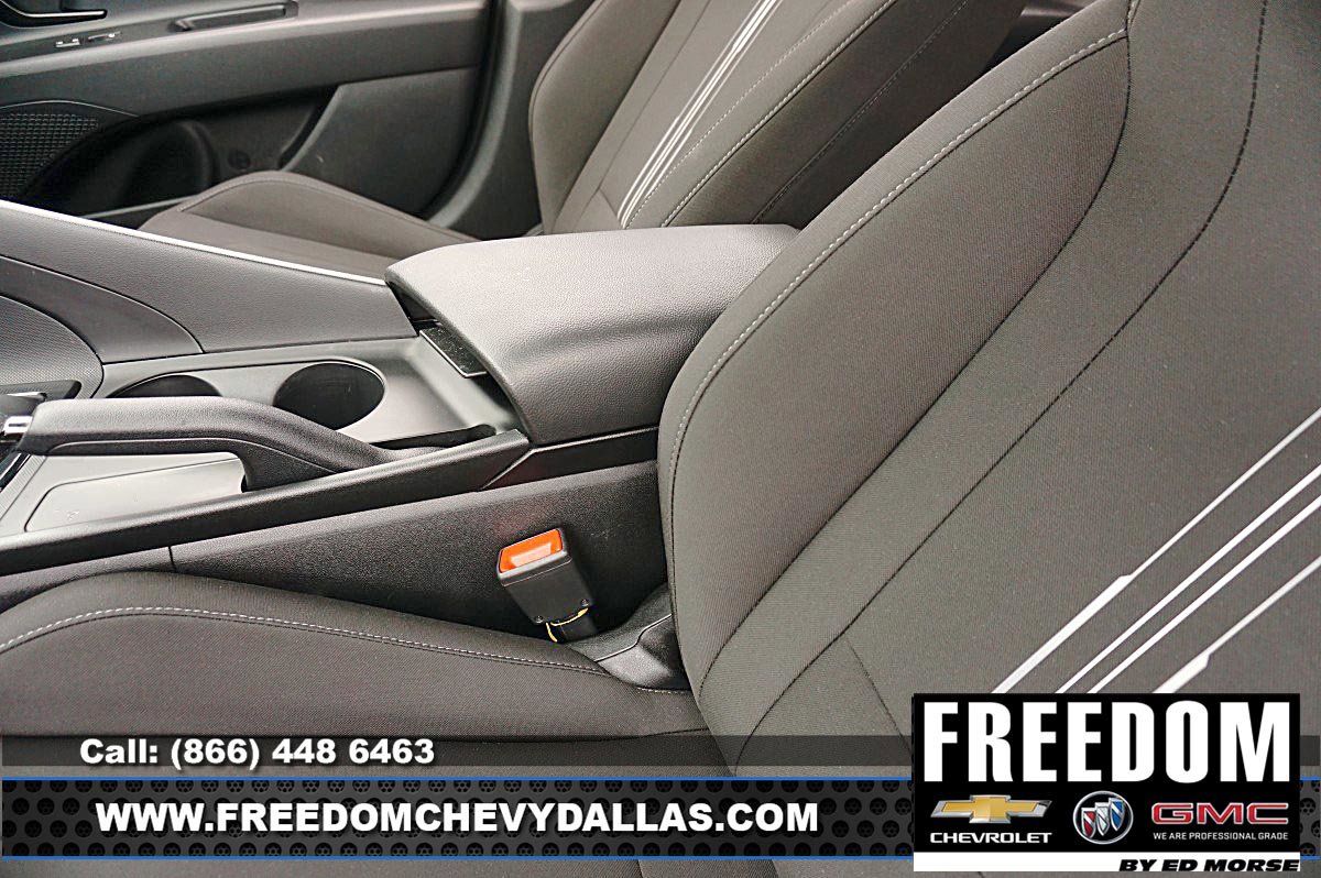 Used 2025 Hyundai Elantra Sport FWD image 29