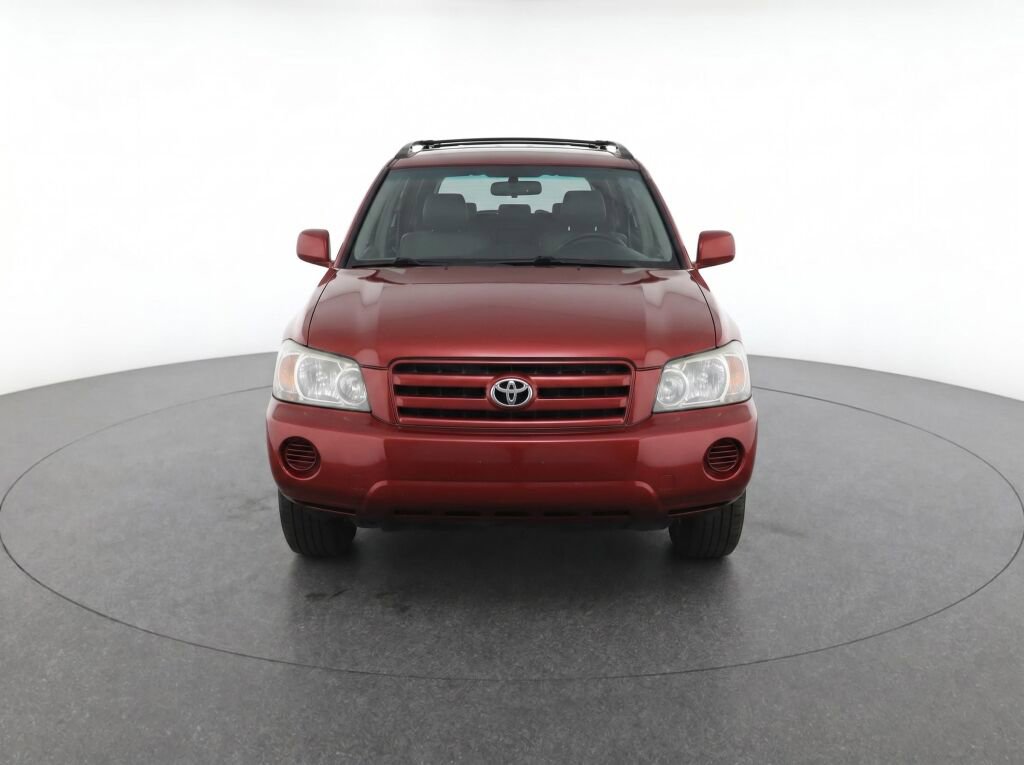 Used 2005 Toyota Highlander 2WD V6 w/ 3rd Row image 2