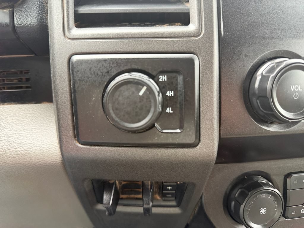 Used 2020 Ford F350 XL w/ Power Equipment Group AWD/4WD image 16