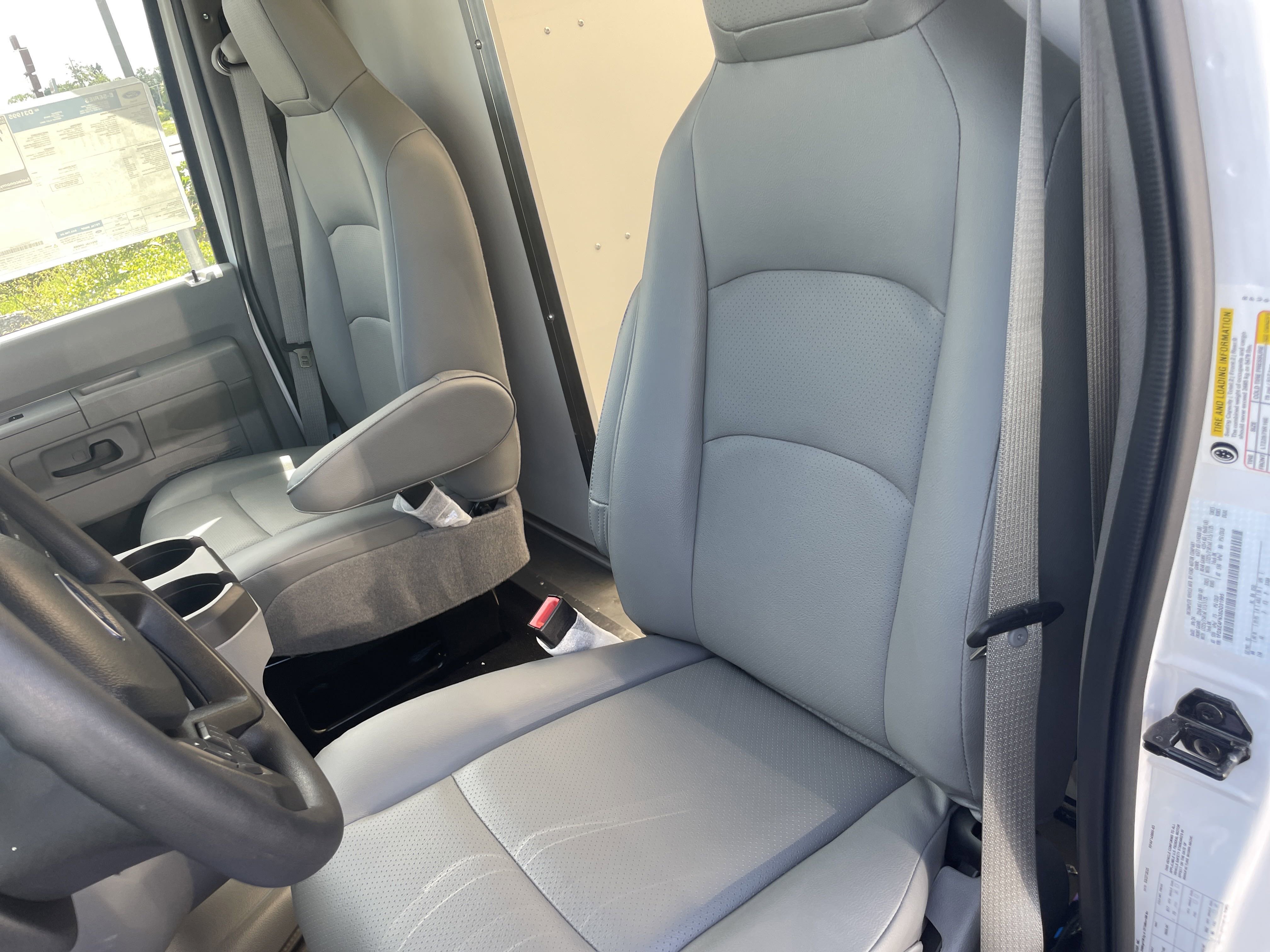 New 2025 Ford E-450 and Econoline 450 Super Duty w/ Power Equipment Group image 34