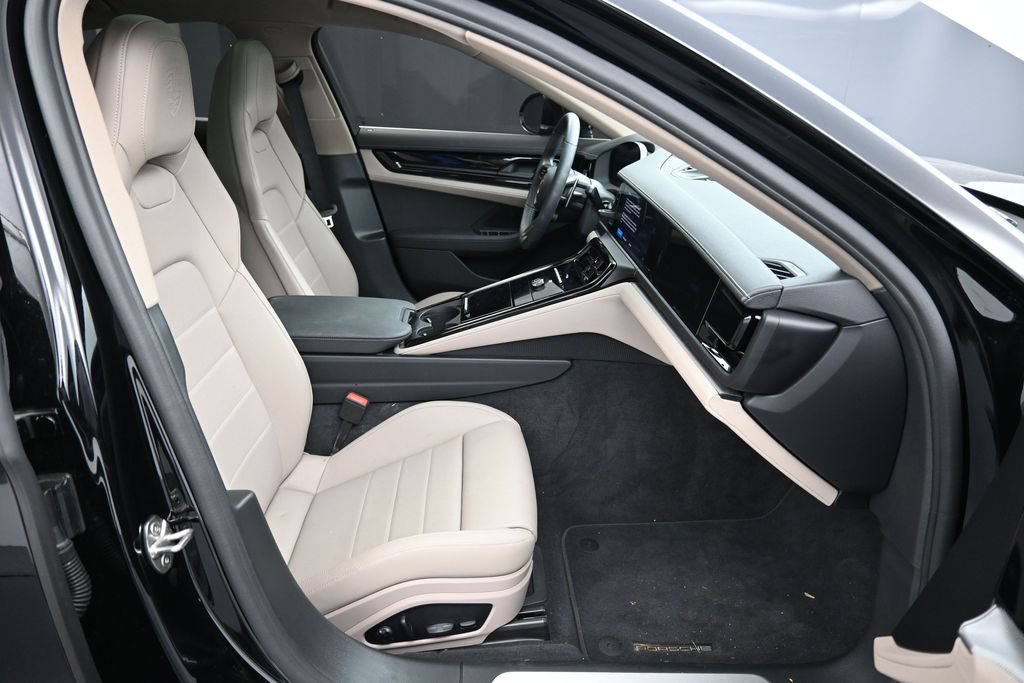 Certified 2026 Porsche Panamera 4 AWD/4WD image 28