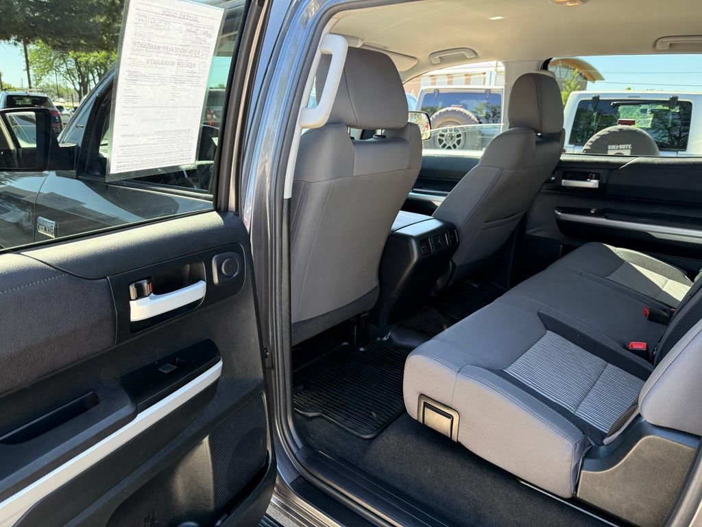 Used 2017 Toyota Tundra SR5 w/ SR5 Upgrade Package AWD/4WD image 14