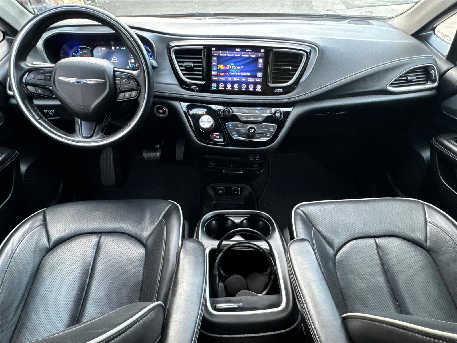 Used 2020 Chrysler Pacifica Limited w/ Advanced Safetytec Group image 22