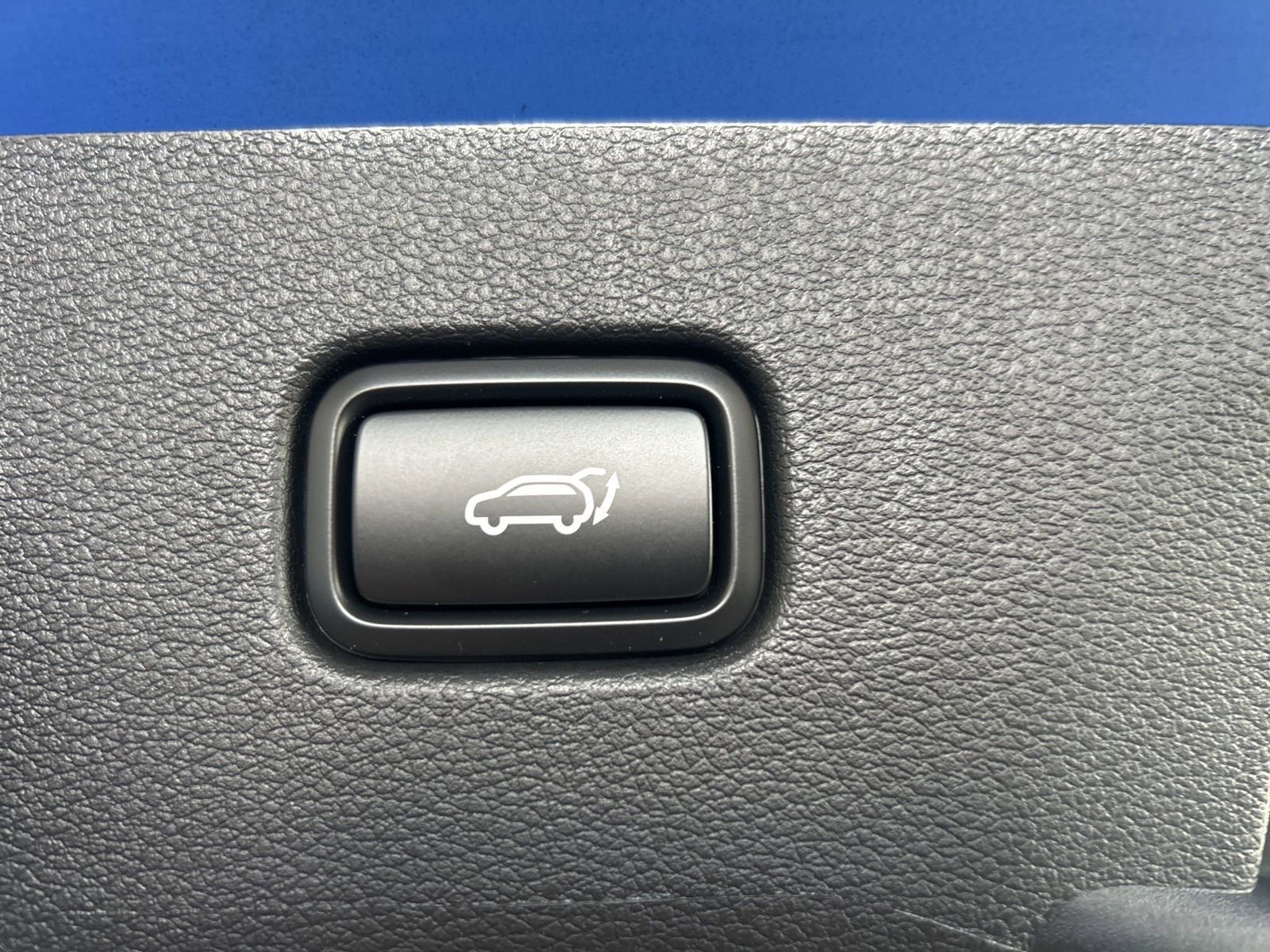 New 2026 Kia Sportage EX image 11