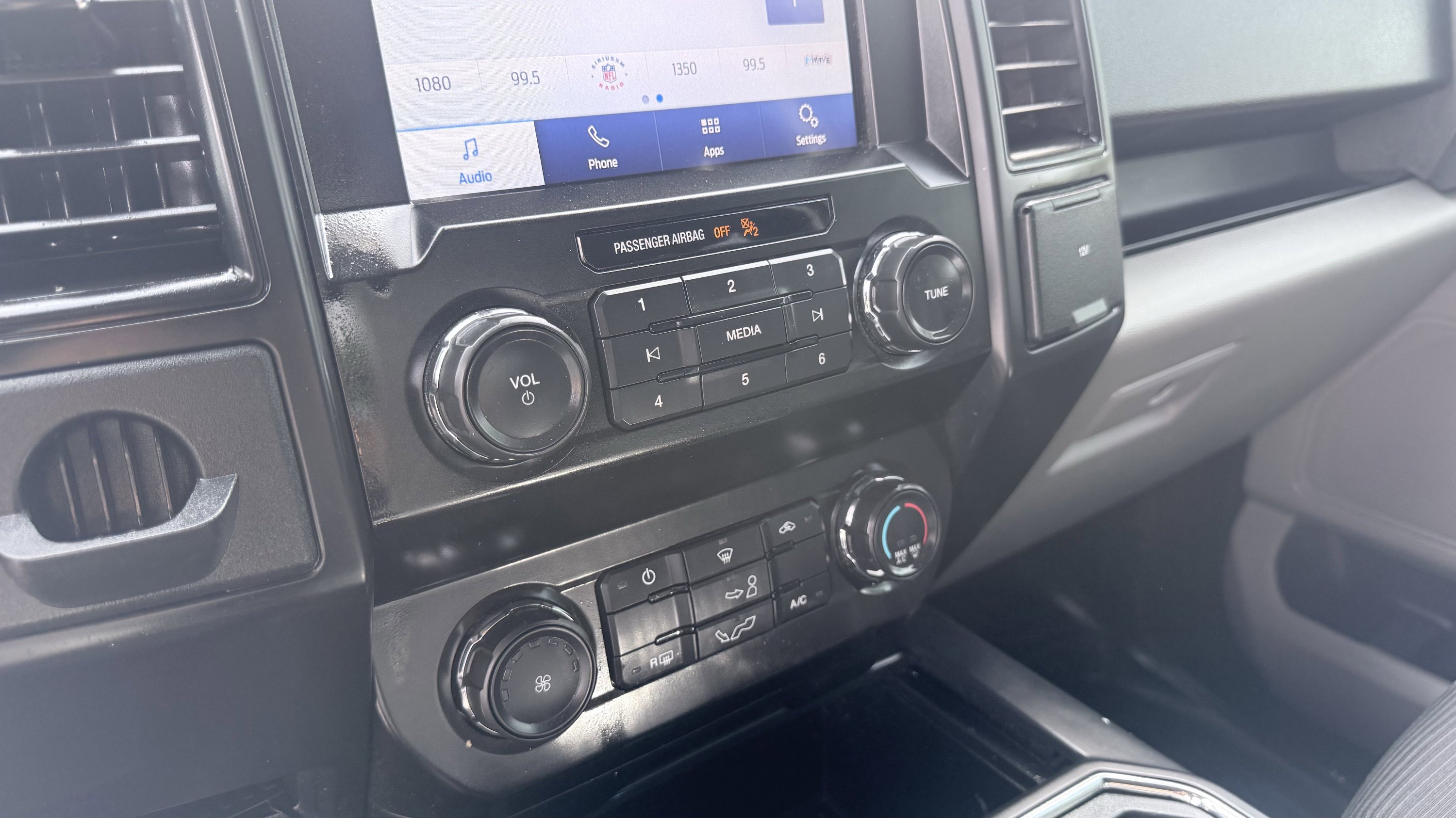 Used 2020 Ford F150 XL w/ Equipment Group 101A Mid RWD image 48