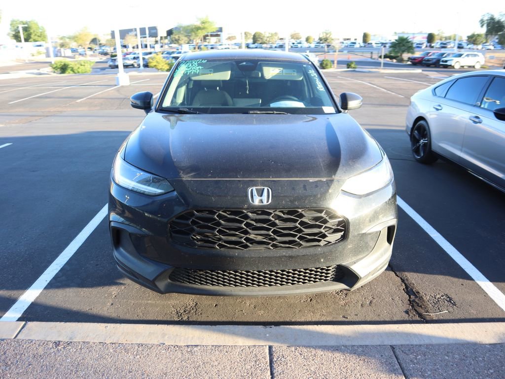 Used 2024 Honda HR-V LX image 2