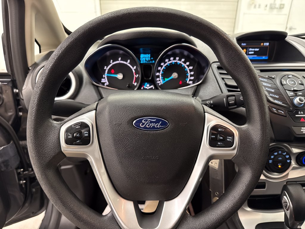Used 2018 Ford Fiesta SE FWD image 15