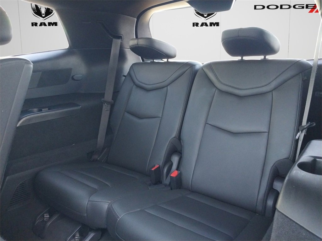 Used 2023 Cadillac XT6 Premium Luxury image 13