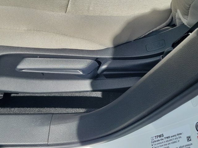 Certified 2025 Honda Accord LX image 17