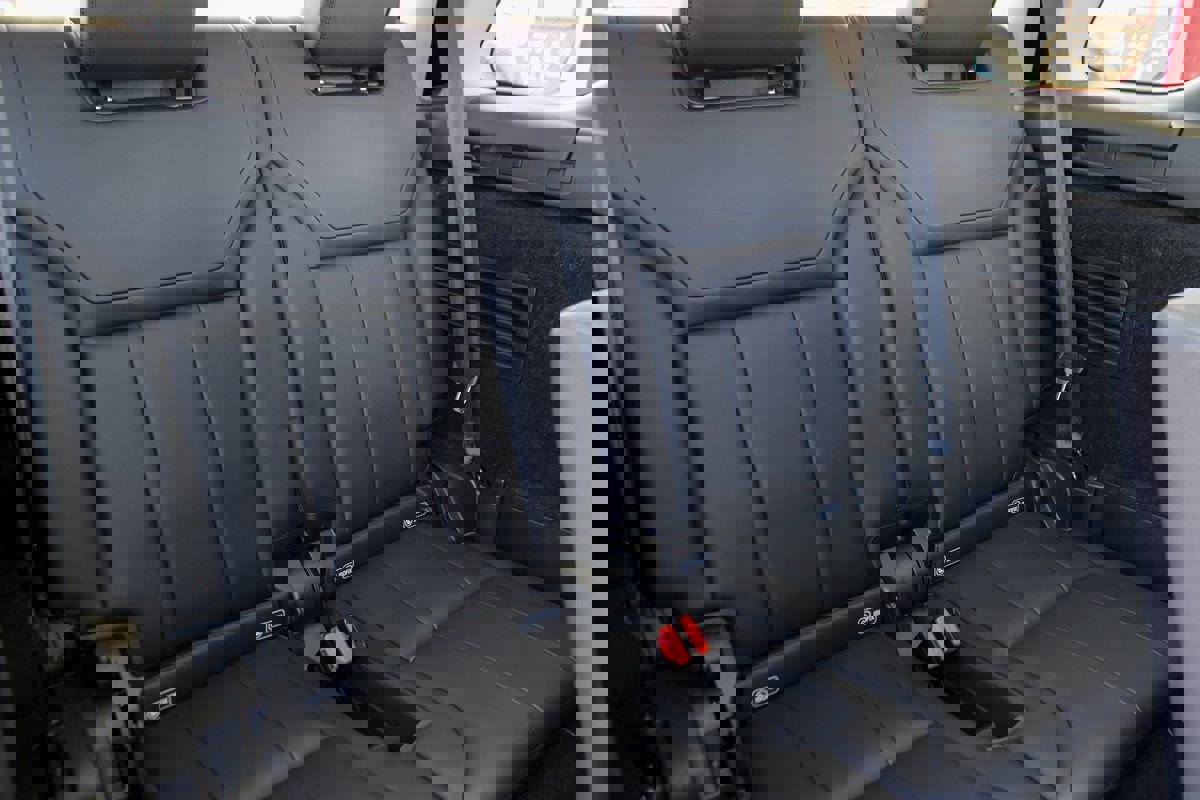 Used 2019 Land Rover Discovery HSE image 22