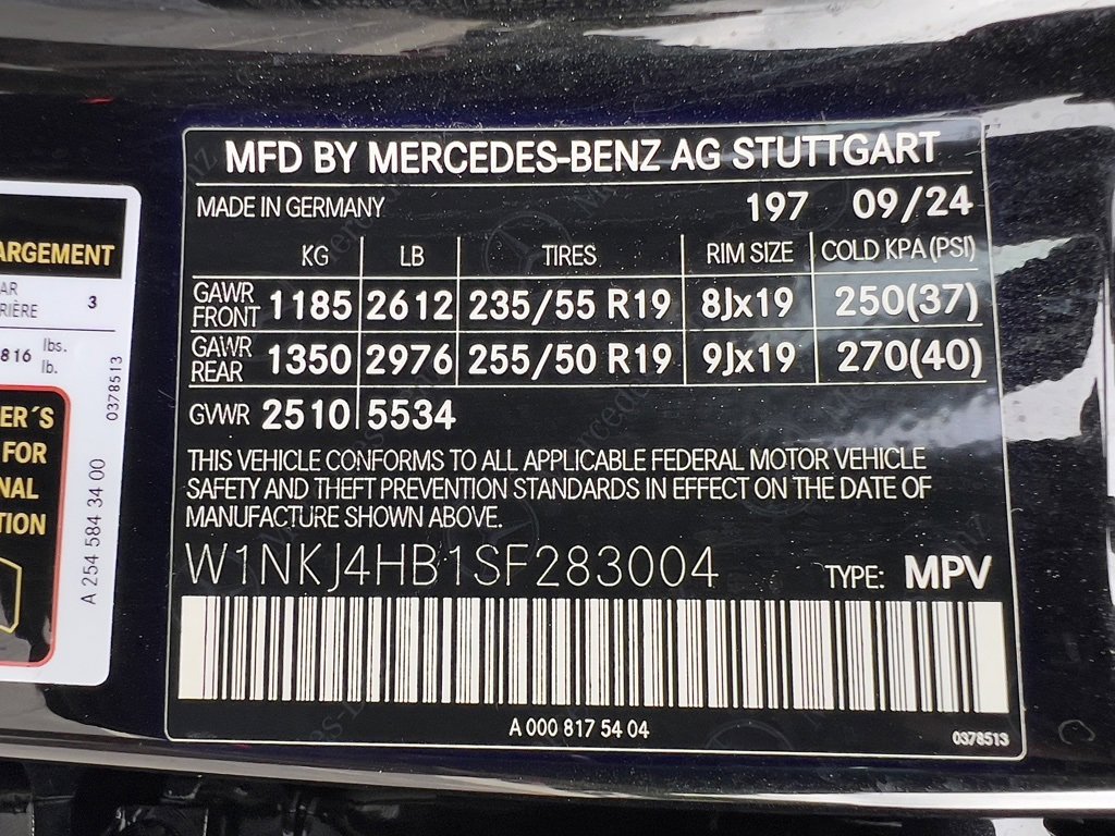 Used 2025 Mercedes-Benz GLC 300 4MATIC w/ AMG Line image 49