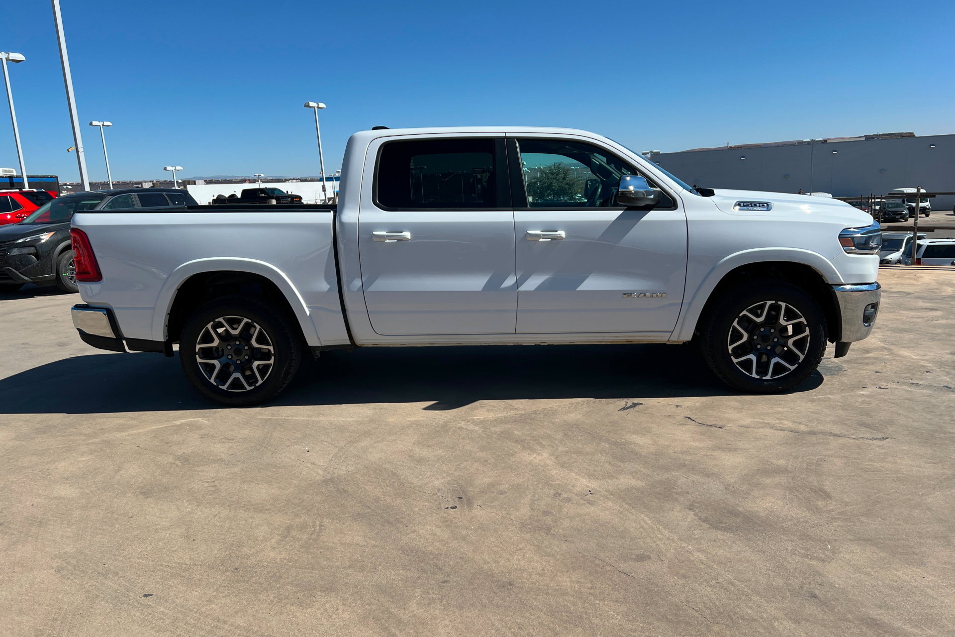 Used 2025 RAM 1500 Laramie image 6