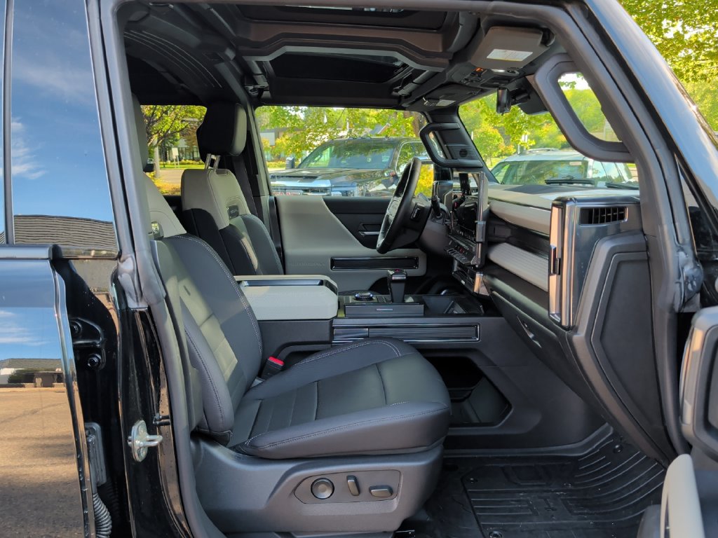Used 2026 GMC Hummer EV SUV AWD/4WD image 37