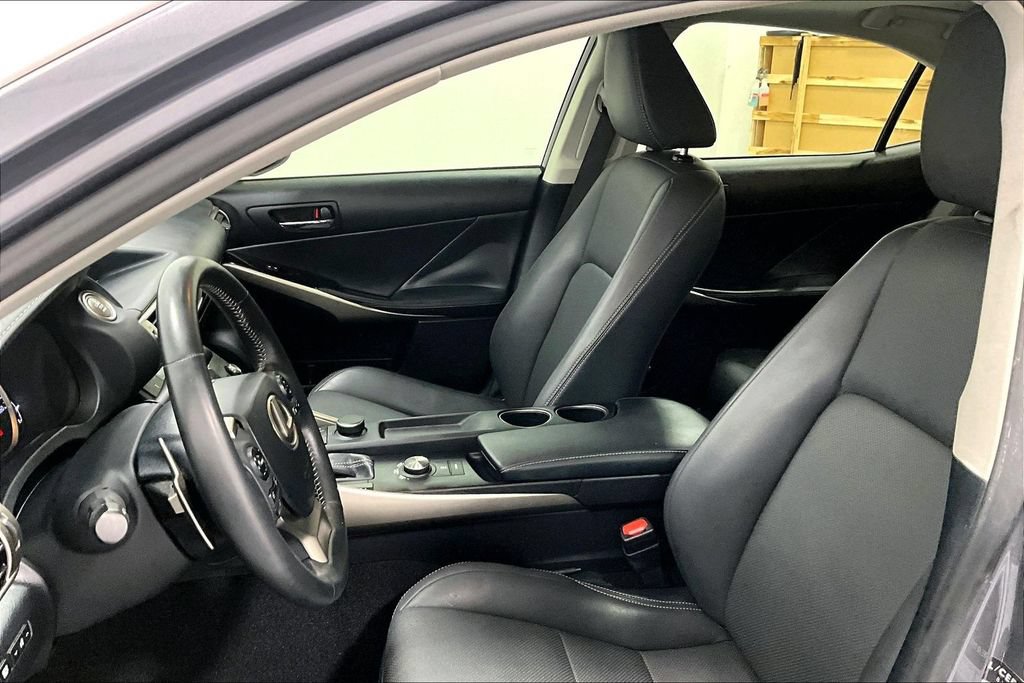 Used 2015 Lexus IS 250 w/ Premium Package RWD image 32