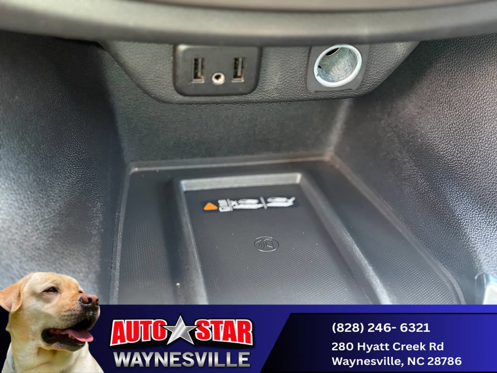 Used 2018 Chevrolet Traverse Premier AWD/4WD image 17