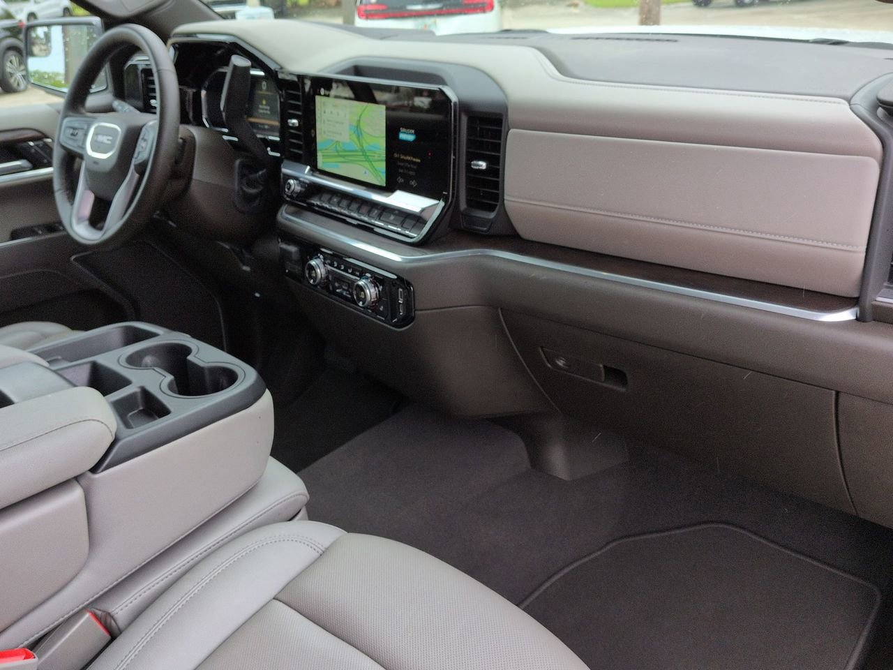 Certified 2026 GMC Sierra 1500 SLT image 26