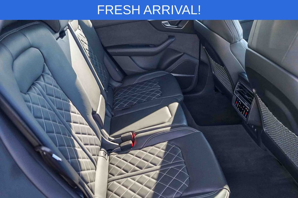 Used 2023 Audi SQ8 Prestige image 19