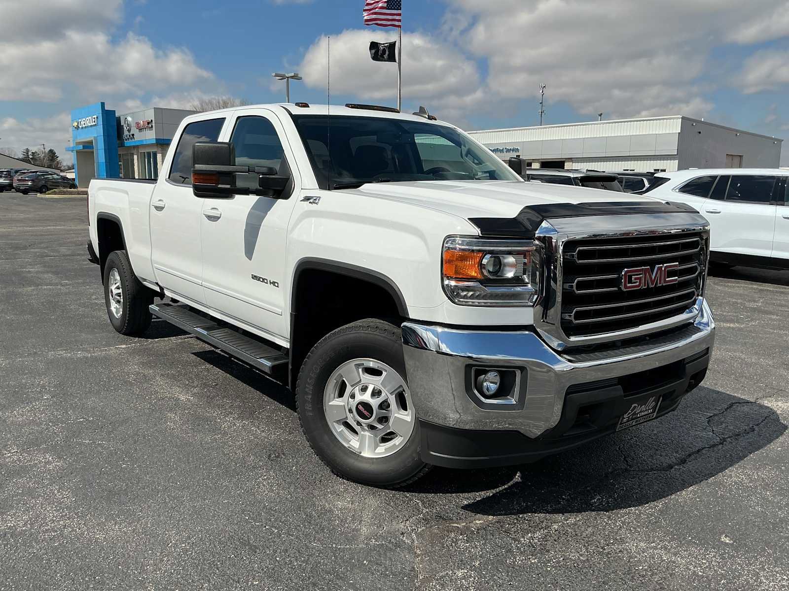Used 2019 GMC Sierra 2500 SLE w/ SLE Preferred Package image 1