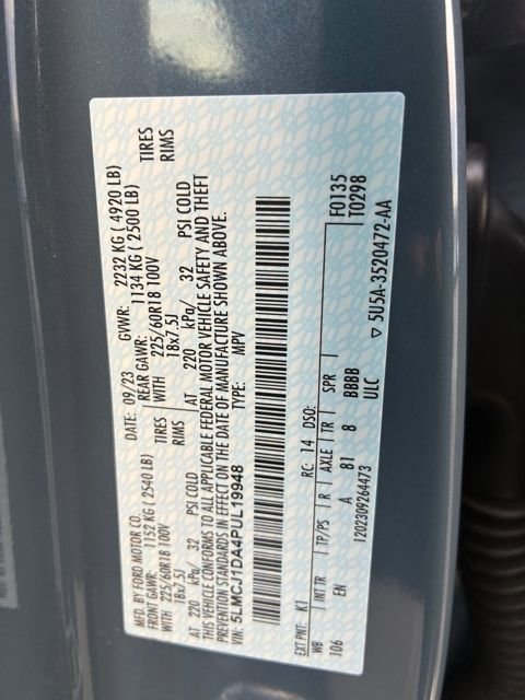 Used 2023 Lincoln Corsair Standard image 27