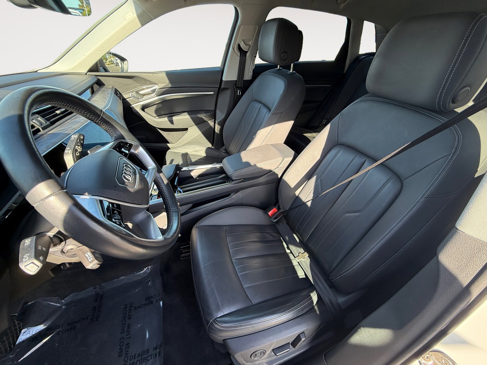 Used 2021 Audi e-tron Premium w/ Convenience Plus Package image 10