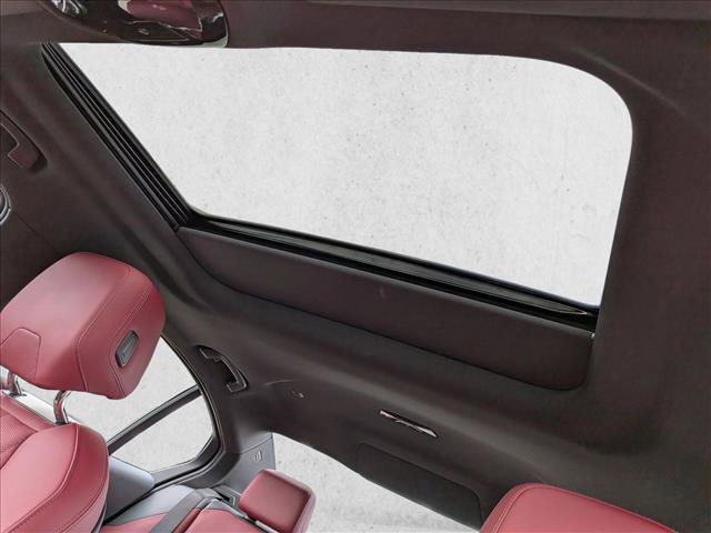 Certified 2025 BMW 530i xDrive w/ M Sport Package image 15