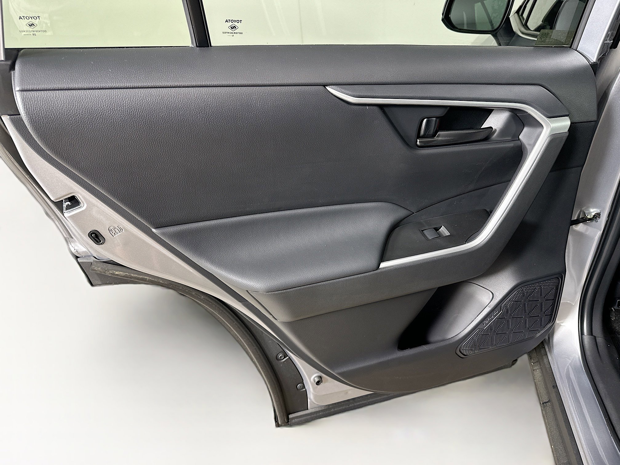 Used 2025 Toyota RAV4 LE image 26