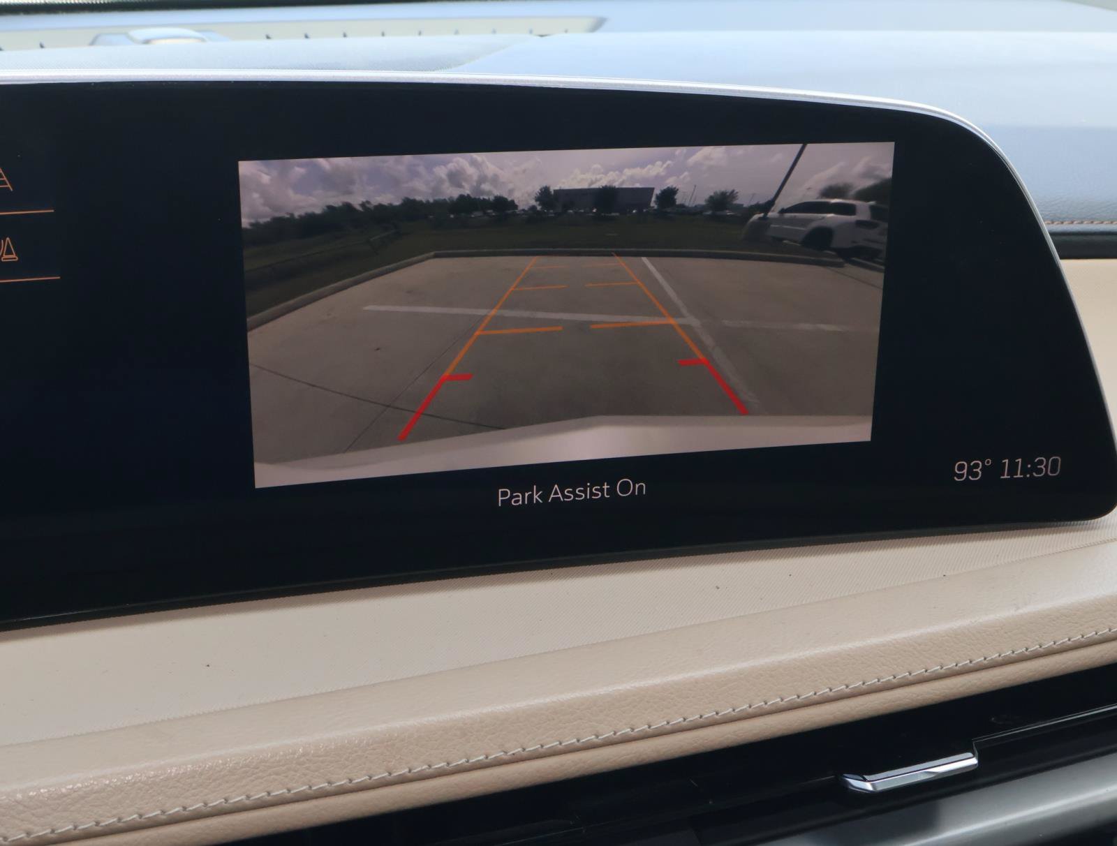 Certified 2024 Cadillac XT4 Luxury w/ Cold Weather Package FWD image 29