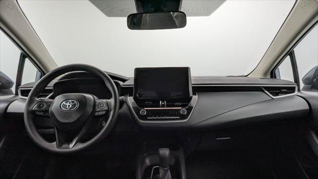 Used 2026 Toyota Corolla LE FWD image 24