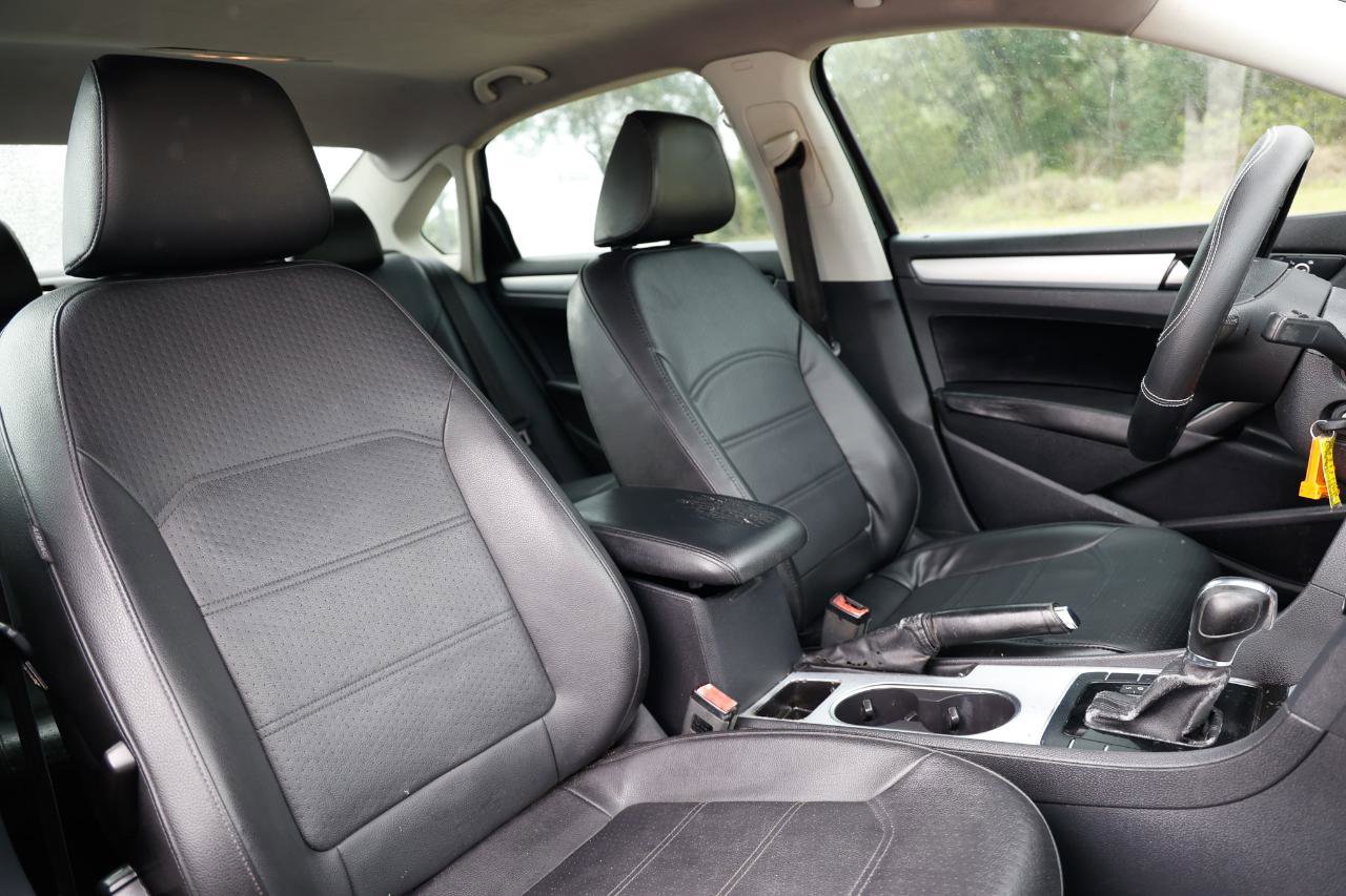 Used 2013 Volkswagen Passat 2.5 SE FWD image 16