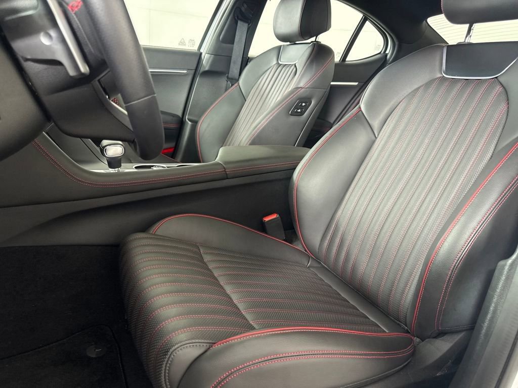 New 2025 Genesis G70 2.5T w/ Sport Prestige Package image 14