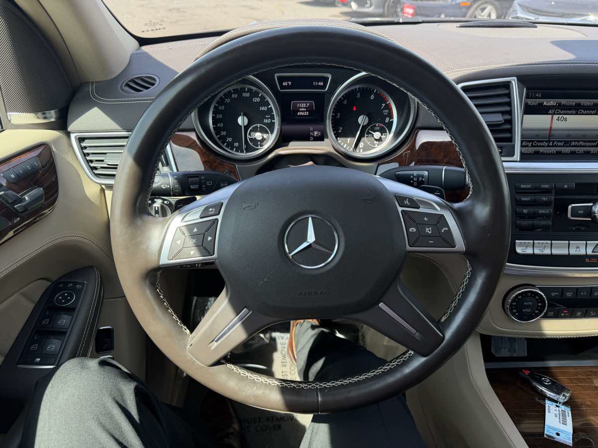 Used 2016 Mercedes-Benz GL 550 4MATIC image 7