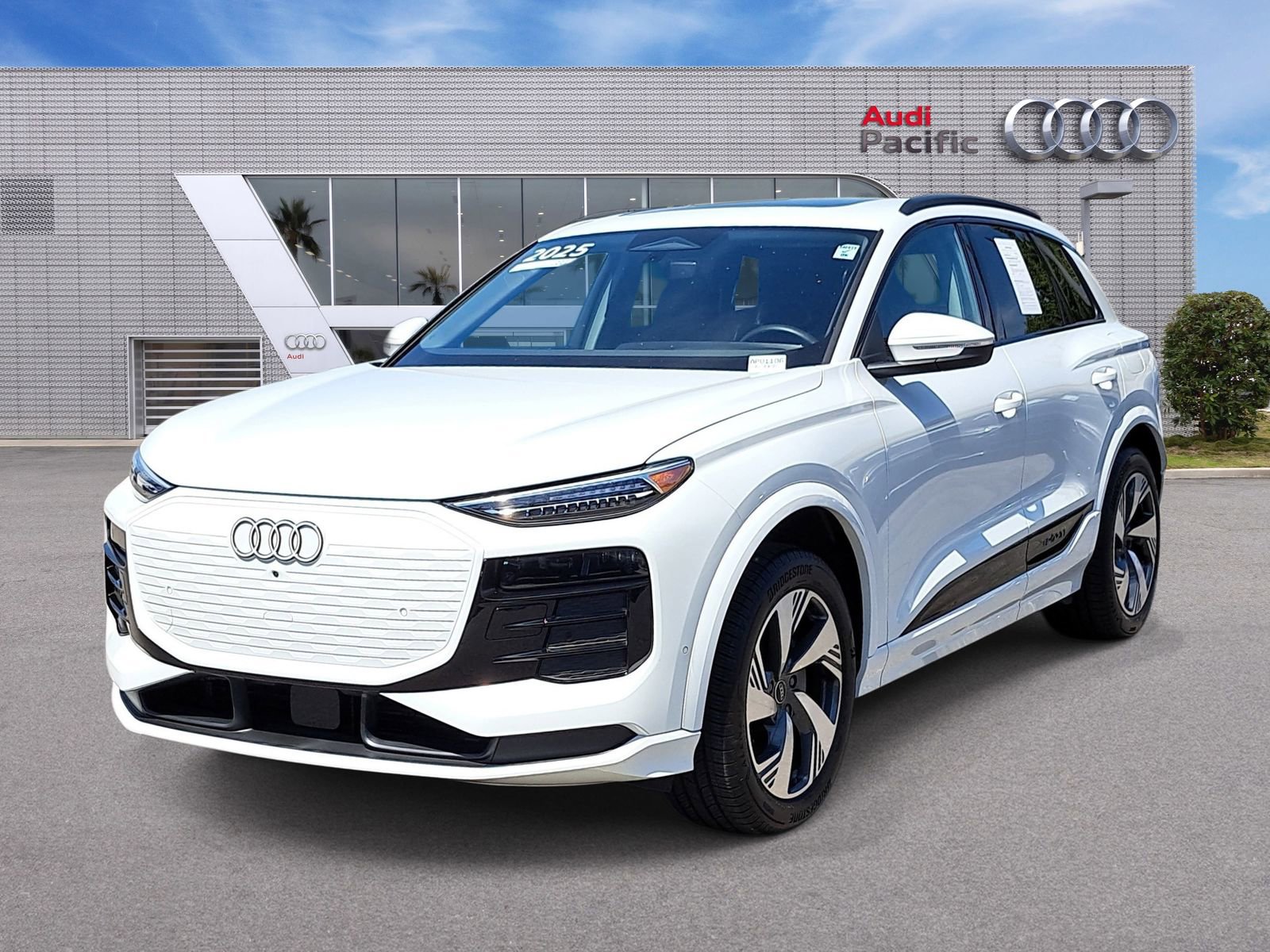 Certified 2025 Audi Q6 e-tron Premium Plus w/ Premium Plus