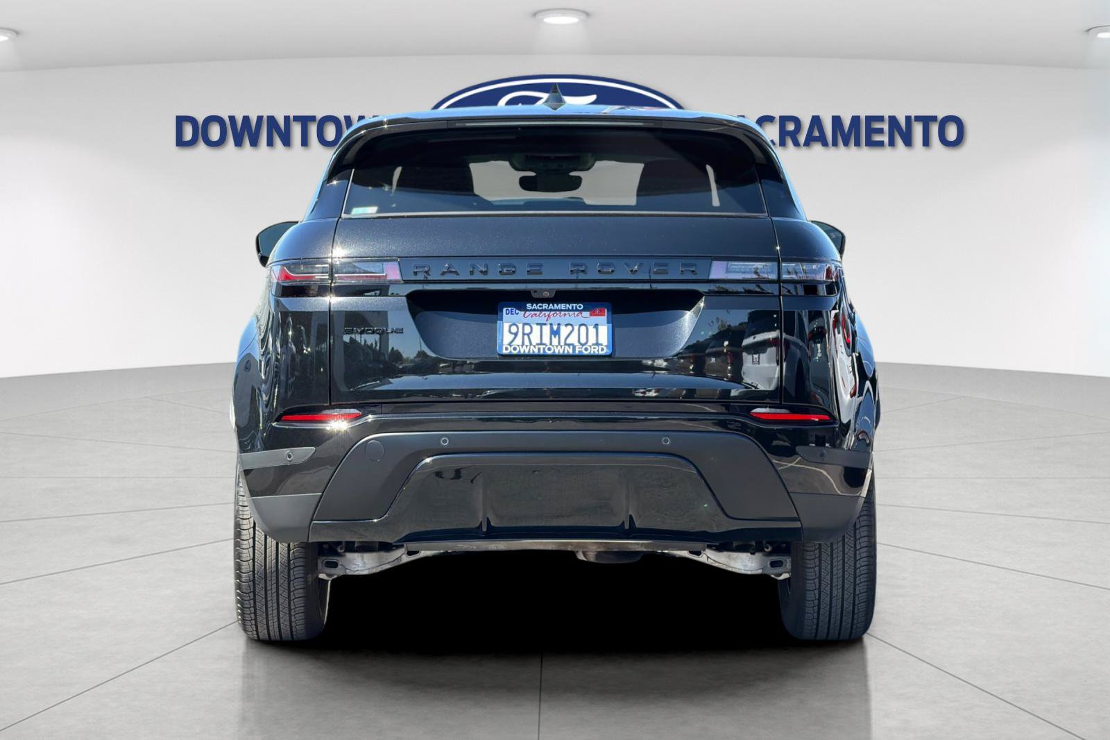 Used 2025 Land Rover Range Rover Evoque S AWD/4WD image 5
