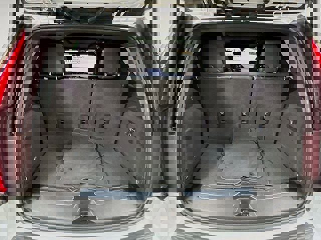 Used 2022 Cadillac Escalade Premium Luxury image 29