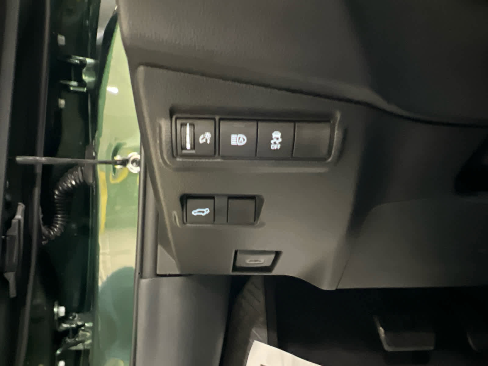 New 2026 Toyota Corolla Cross XLE w/ Convenience Package image 21