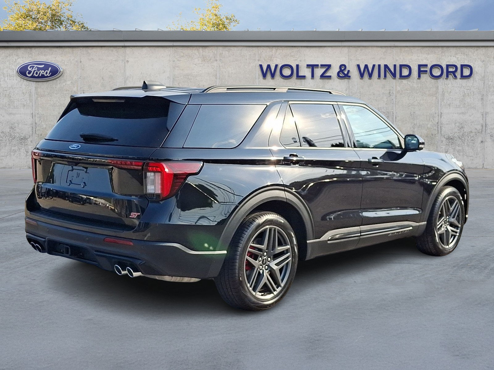 Used 2026 Ford Explorer ST w/ Sun And Sound Package AWD/4WD image 6