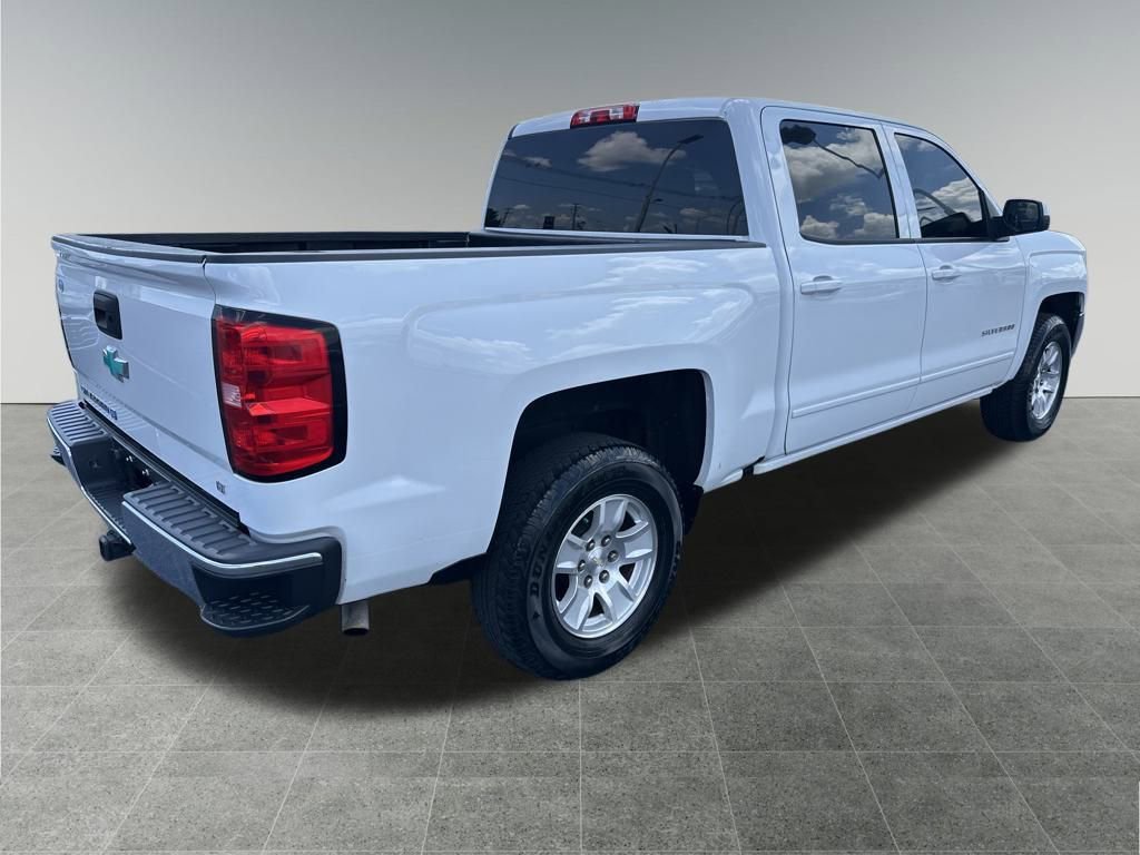 Used 2018 Chevrolet Silverado 1500 LT w/ LT Eassist Package image 6