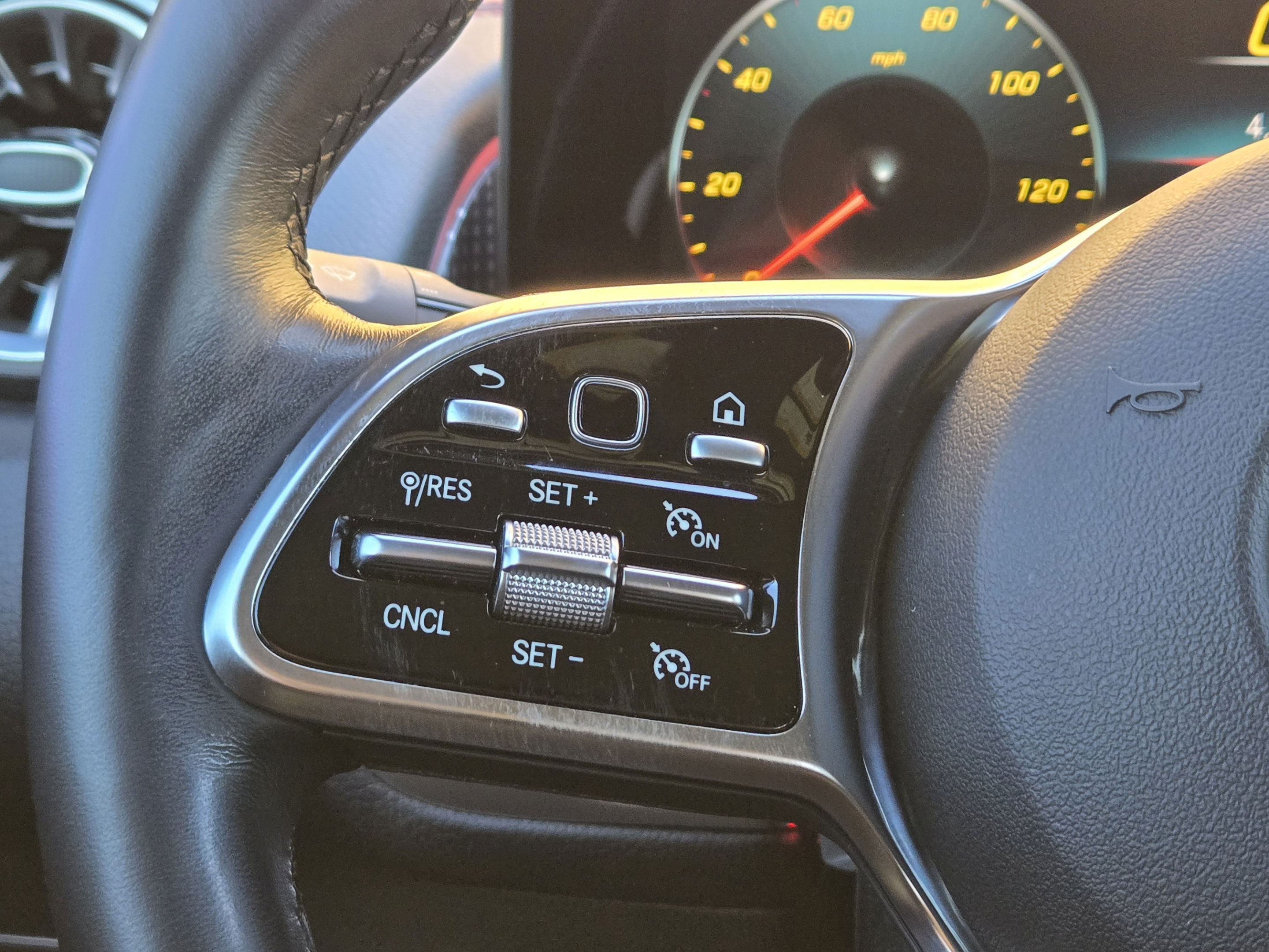 Certified 2023 Mercedes-Benz EQB 300 4MATIC image 24