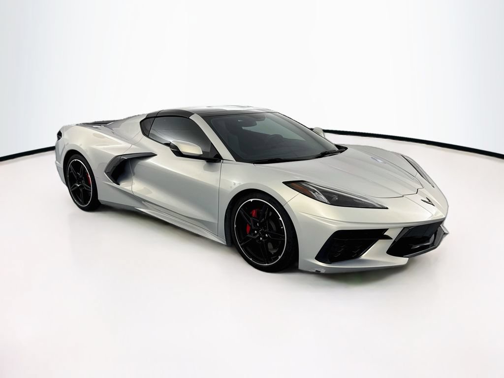 Used 2022 Chevrolet Corvette Stingray Coupe w/ 1LT RWD image 3