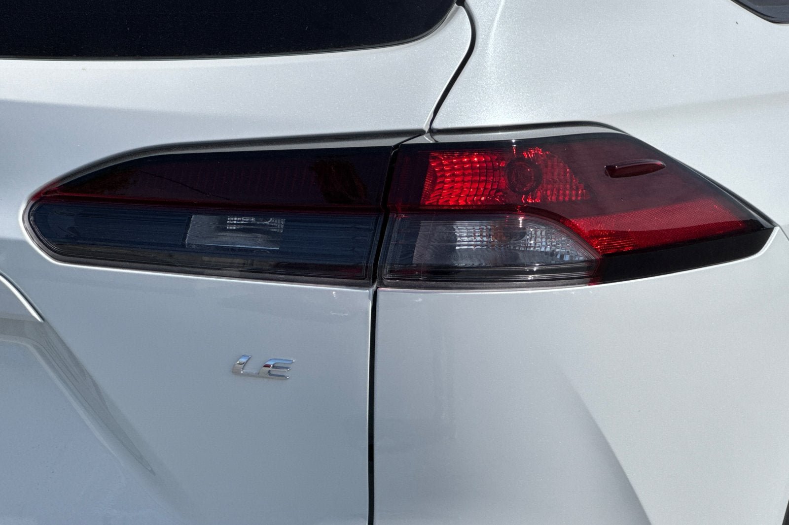 New 2026 Toyota Corolla Cross LE w/ Moonroof Package FWD image 30