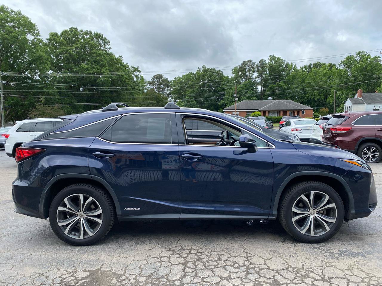 Used 2016 Lexus RX 450h AWD w/ Accessory Package image 5