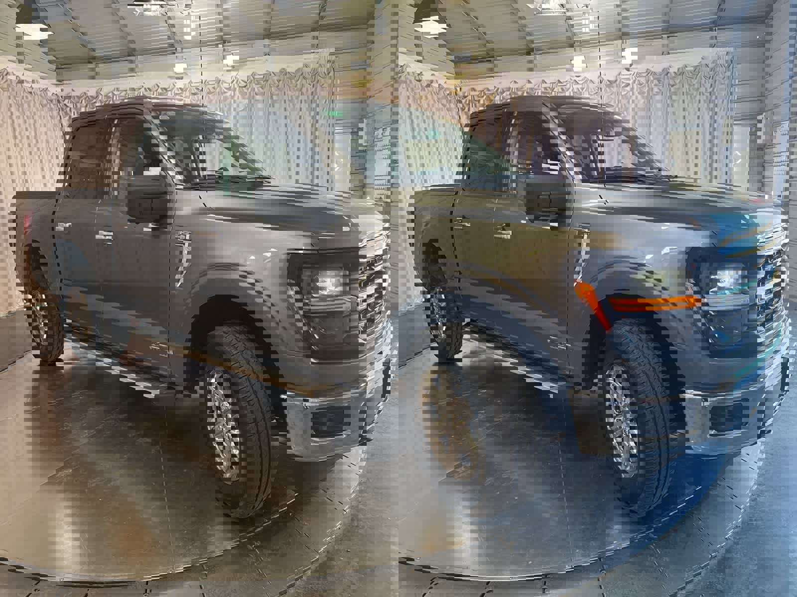 Used 2024 Ford F150 XLT w/ Mobile Office Package image 3