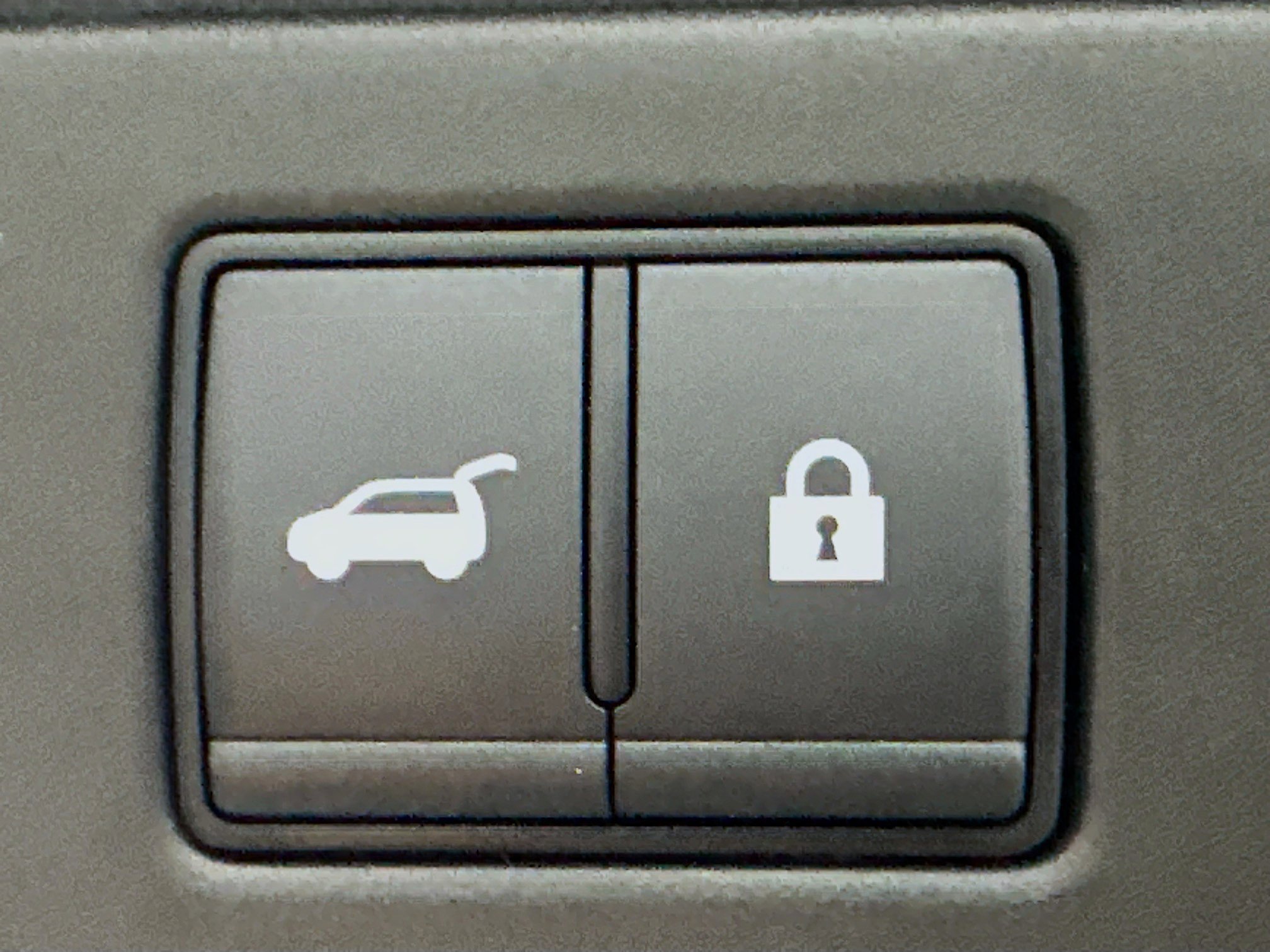 Used 2025 Nissan Pathfinder SL image 31