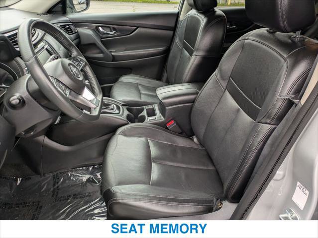 Used 2018 Nissan Rogue SL image 20