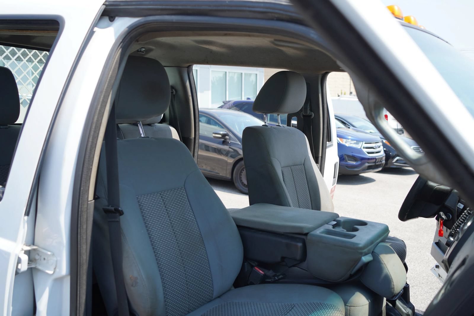 Used 2015 Ford F550 4x4 Crew Cab Super Duty image 22