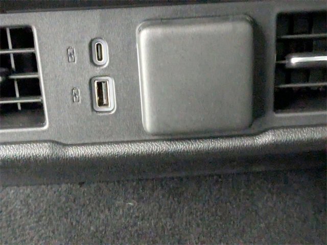 Used 2023 Chevrolet Silverado 1500 LT image 25