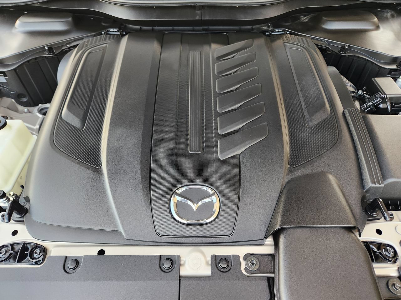 Used 2024 MAZDA CX-90 3.3 Turbo w/ Preferred Package AWD/4WD image 31