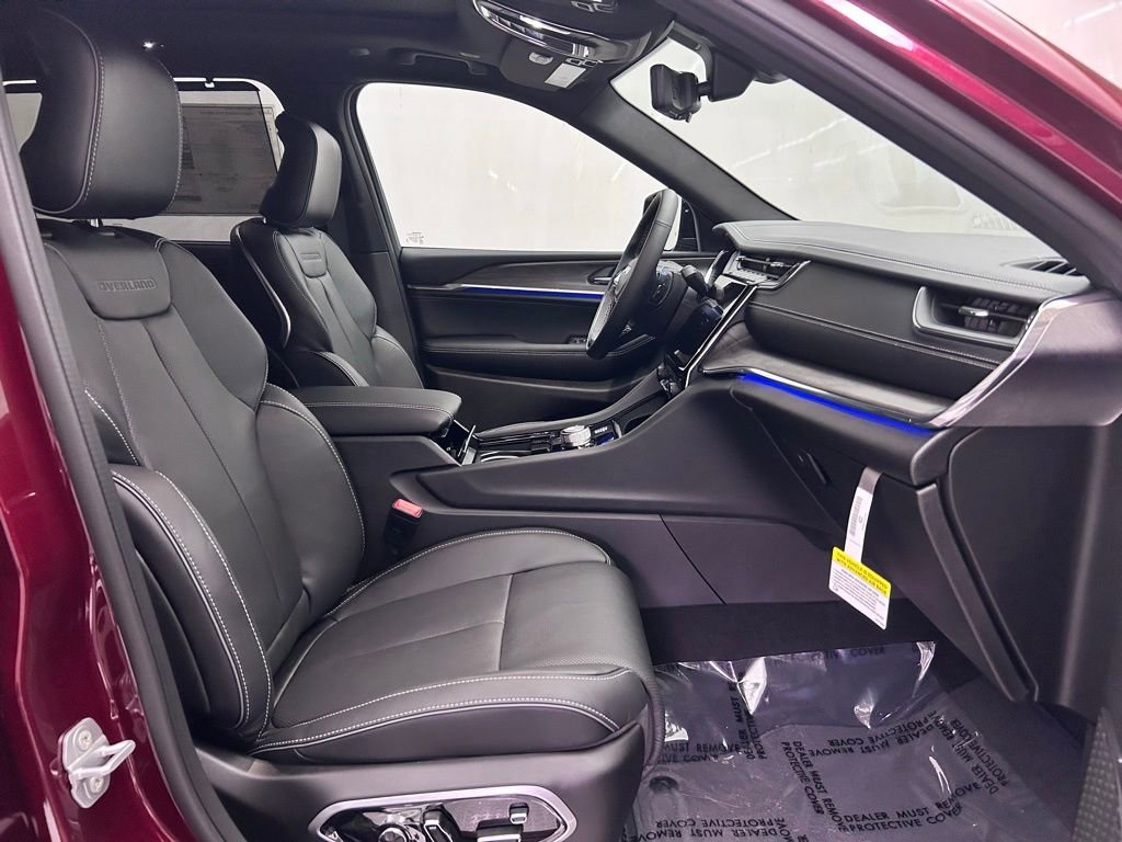 New 2025 Jeep Grand Cherokee Overland w/ Adv Protech Group III image 23