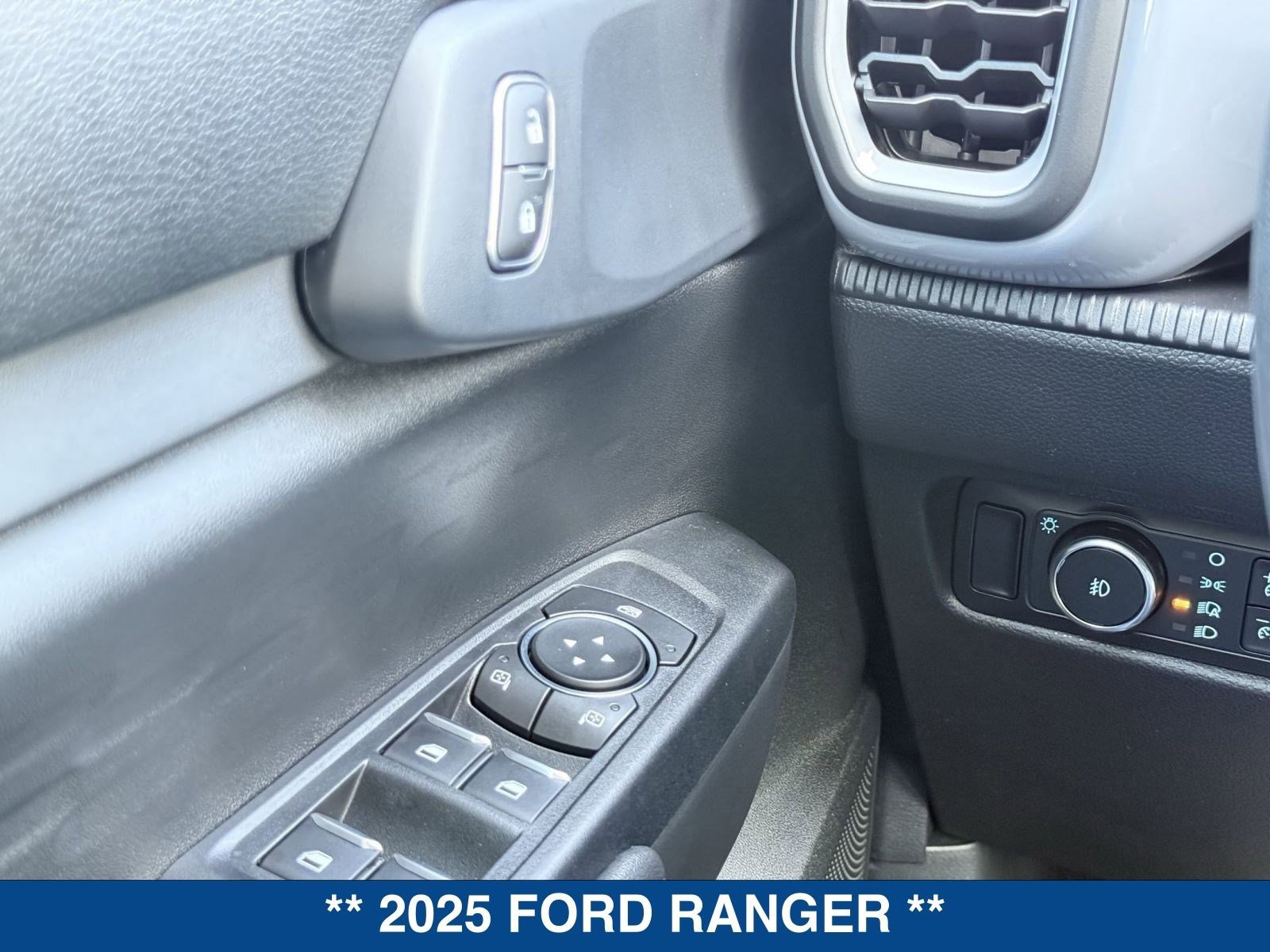 New 2025 Ford Ranger XL image 23