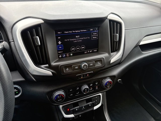 Used 2023 GMC Terrain SLE w/ Driver Convenience Package image 24